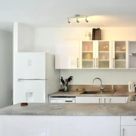 Charmante Maison Avec Jardin A Arcachon, Parfaite Pour 6 Personnes Holiday home