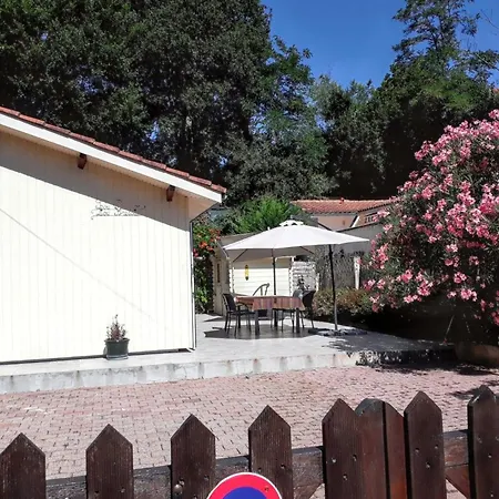 Charmante Maison Avec Jardin A Arcachon, Parfaite Pour 6 Personnes Arcachon