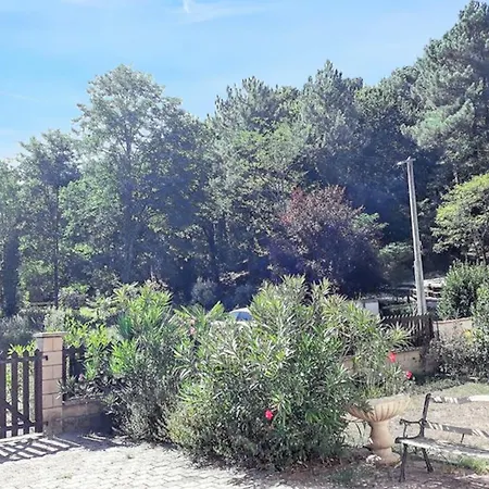 Holiday home Charmante Maison Avec Jardin A Arcachon, Parfaite Pour 6 Personnes